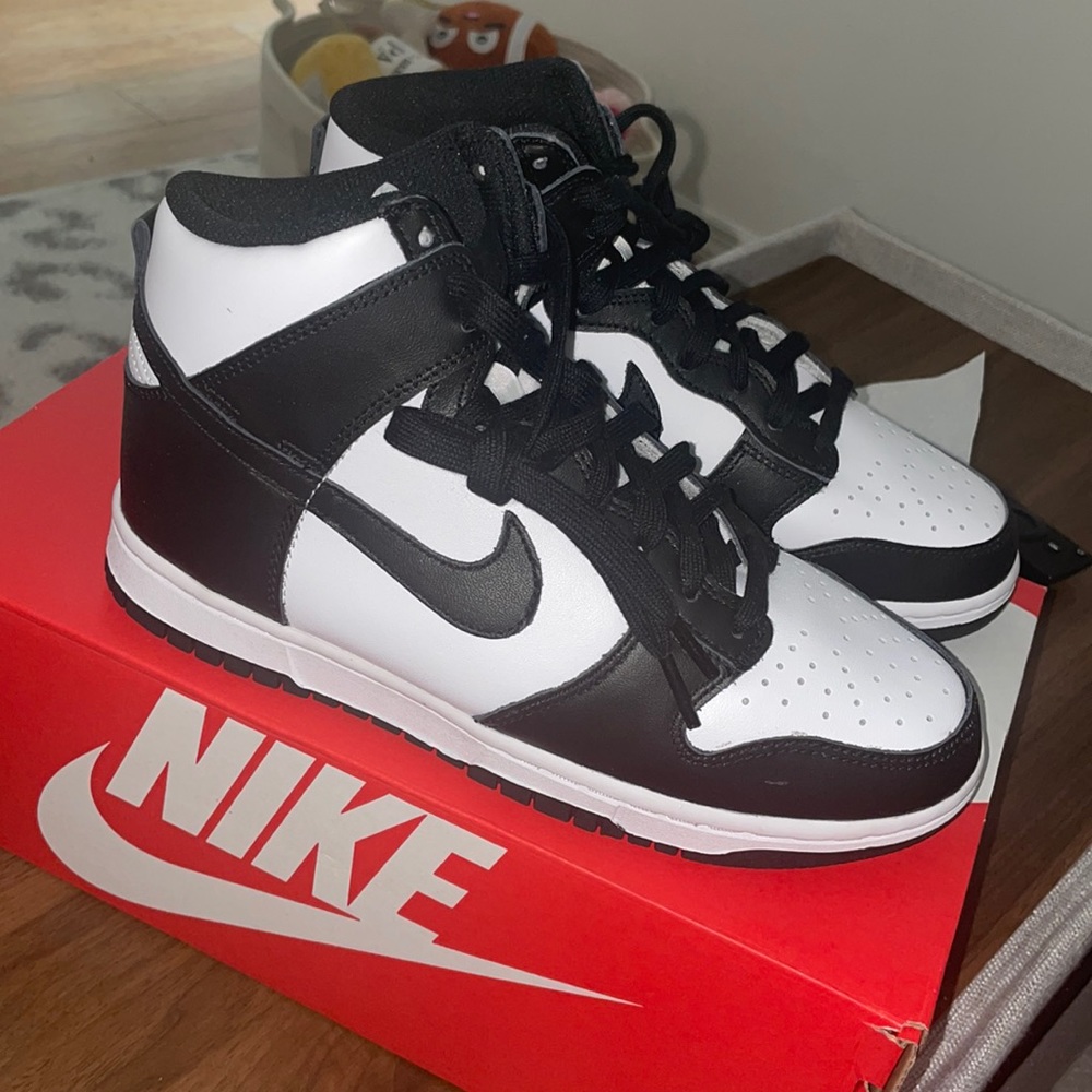 Nike Dunks High - image 1
